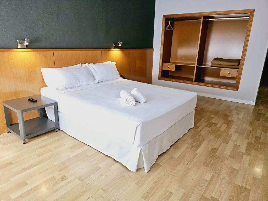 Ap Hotel Madrid Airport Szoba fotó