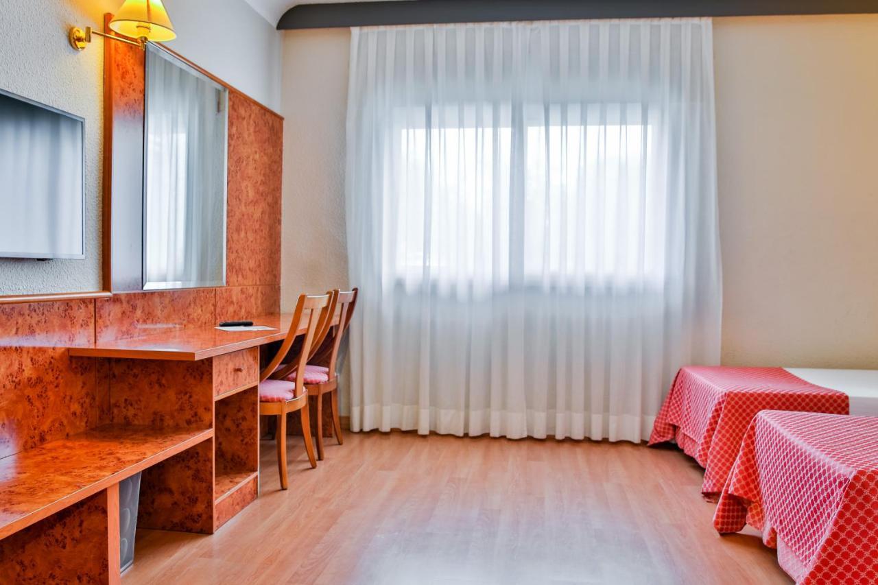 Ap Hotel Madrid Airport Kültér fotó